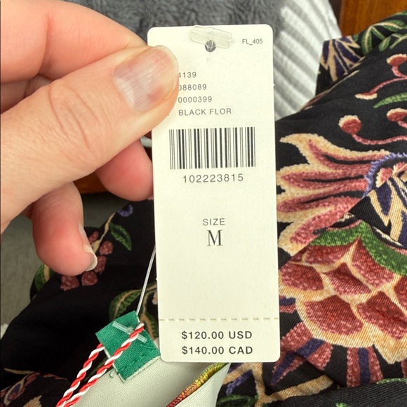 FARM Rio Multicolor Floral top - Picture 6 of 6